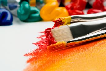 ورشة بعنوان: فن الرسم بألوان الأكريليك